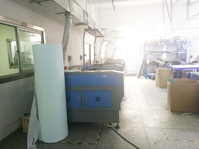 上品美創(chuàng)-生產(chǎn)車(chē)間機(jī)器